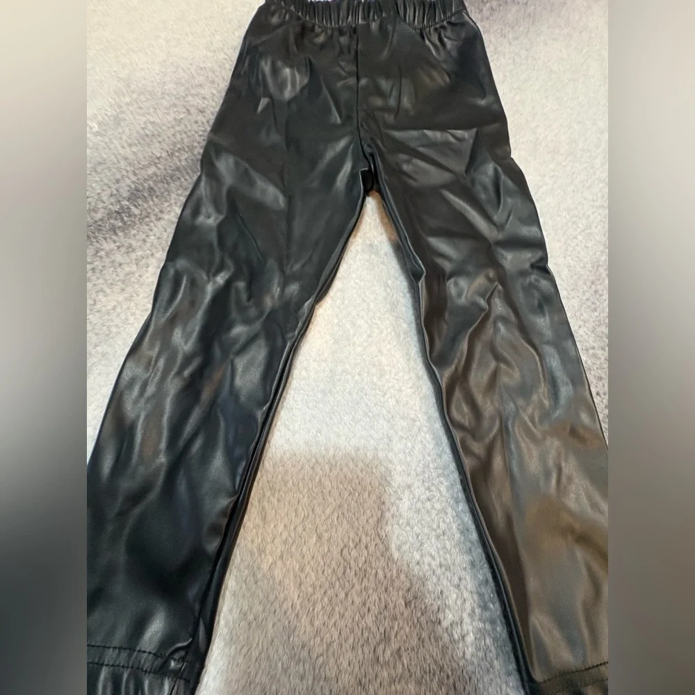 (A9) Shein Girls Kids Black Faux Leather Fashion Joggers‎ Pants Leggings 4Y